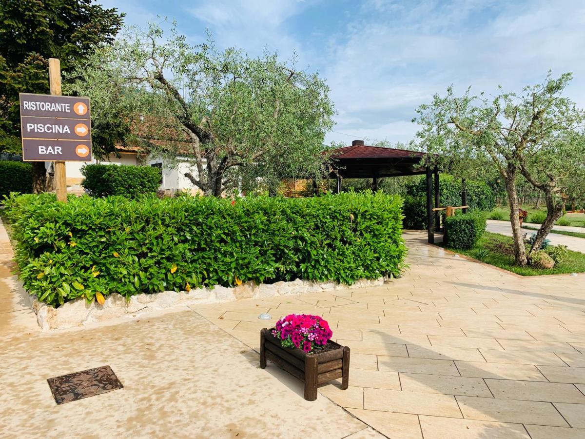 Agriturismo Il Castagneto Padula Dış mekan fotoğraf