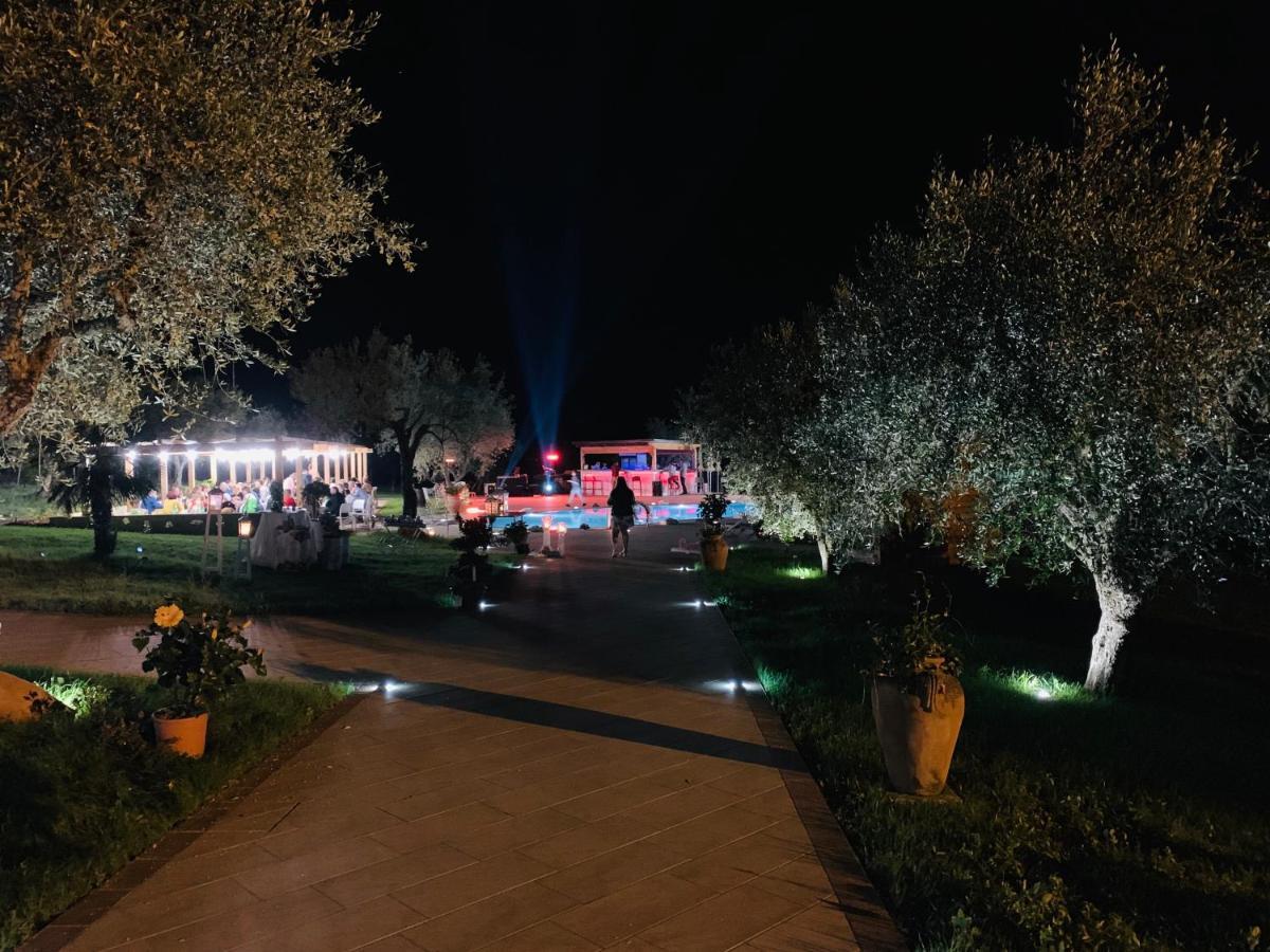 Agriturismo Il Castagneto Padula Dış mekan fotoğraf