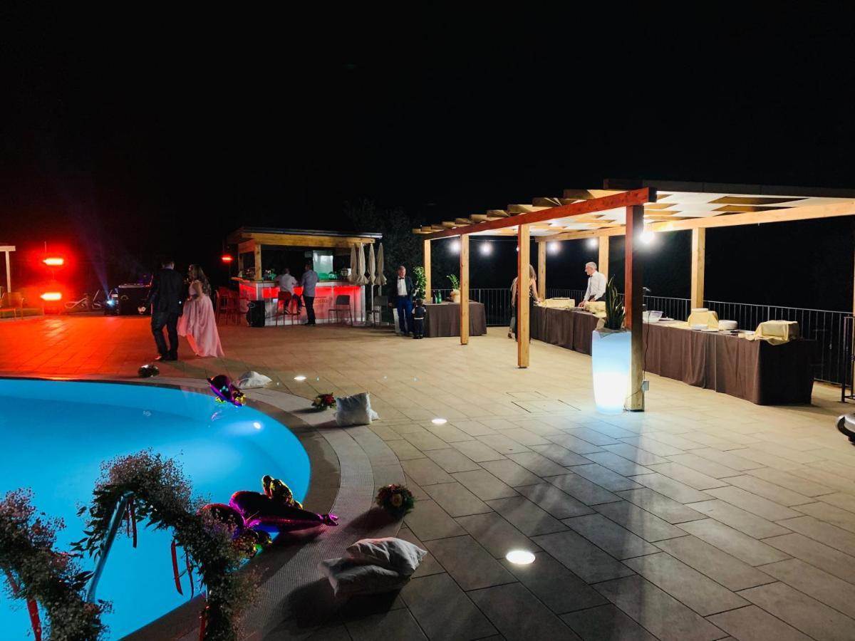 Agriturismo Il Castagneto Padula Dış mekan fotoğraf