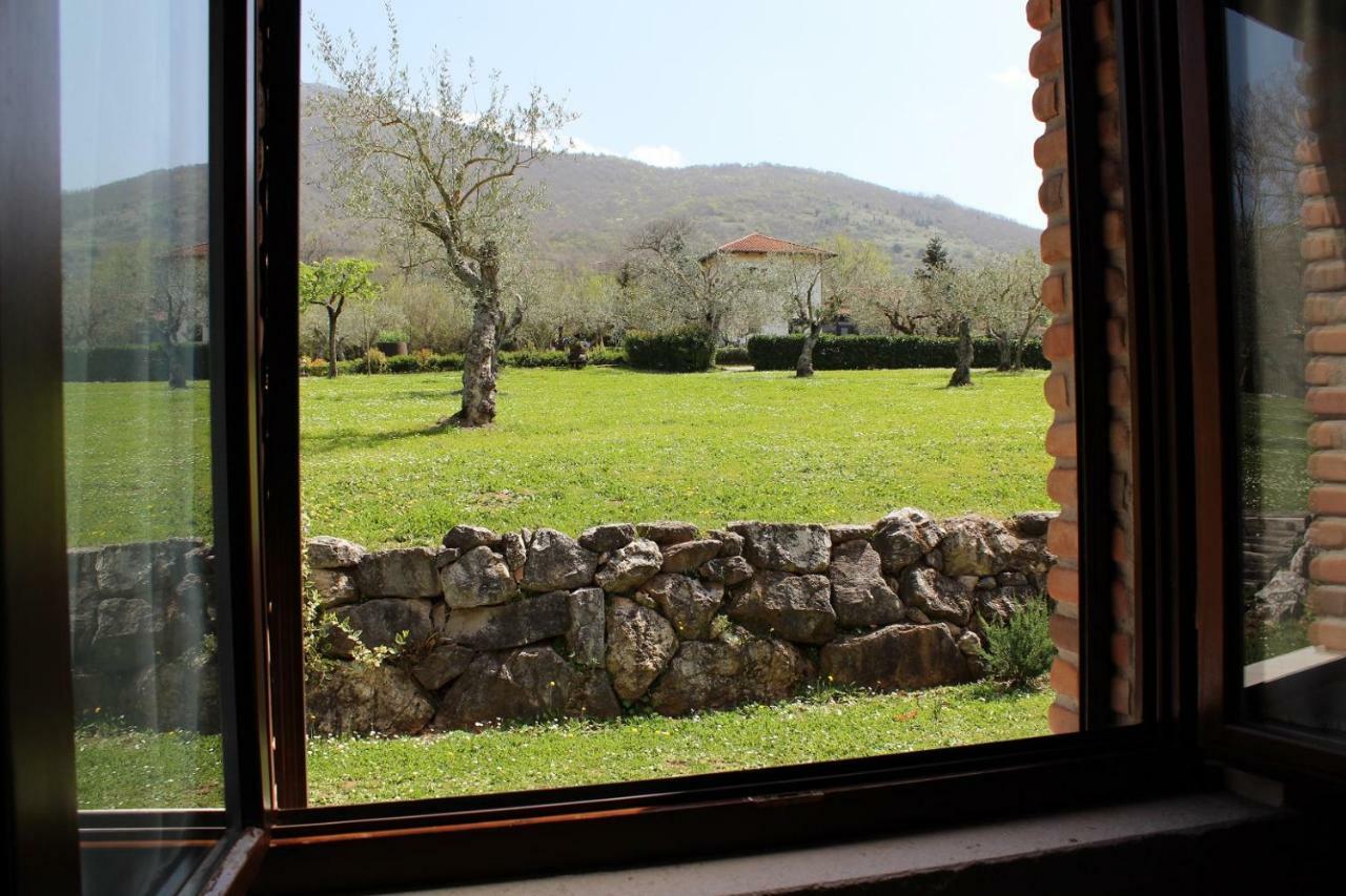 Agriturismo Il Castagneto Padula Dış mekan fotoğraf
