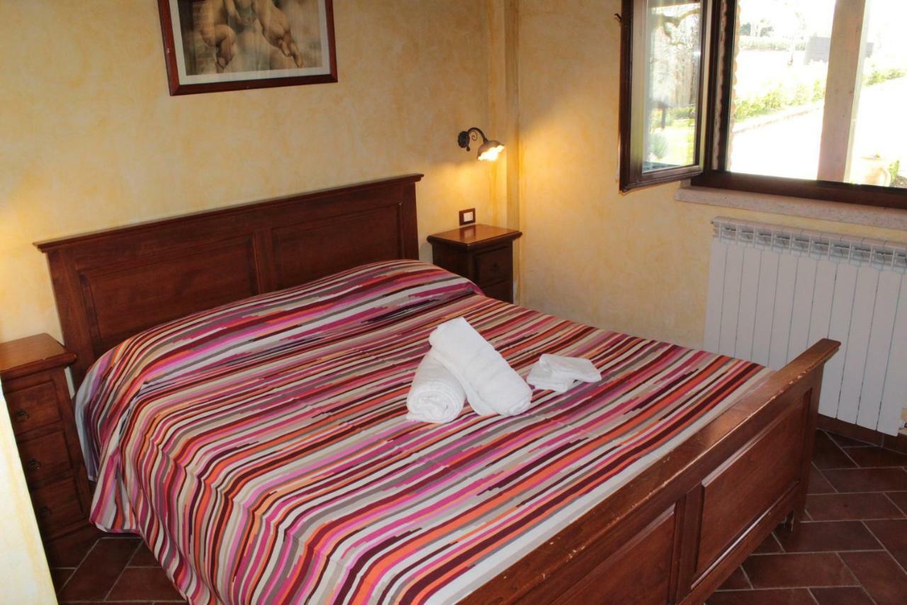 Agriturismo Il Castagneto Padula Dış mekan fotoğraf